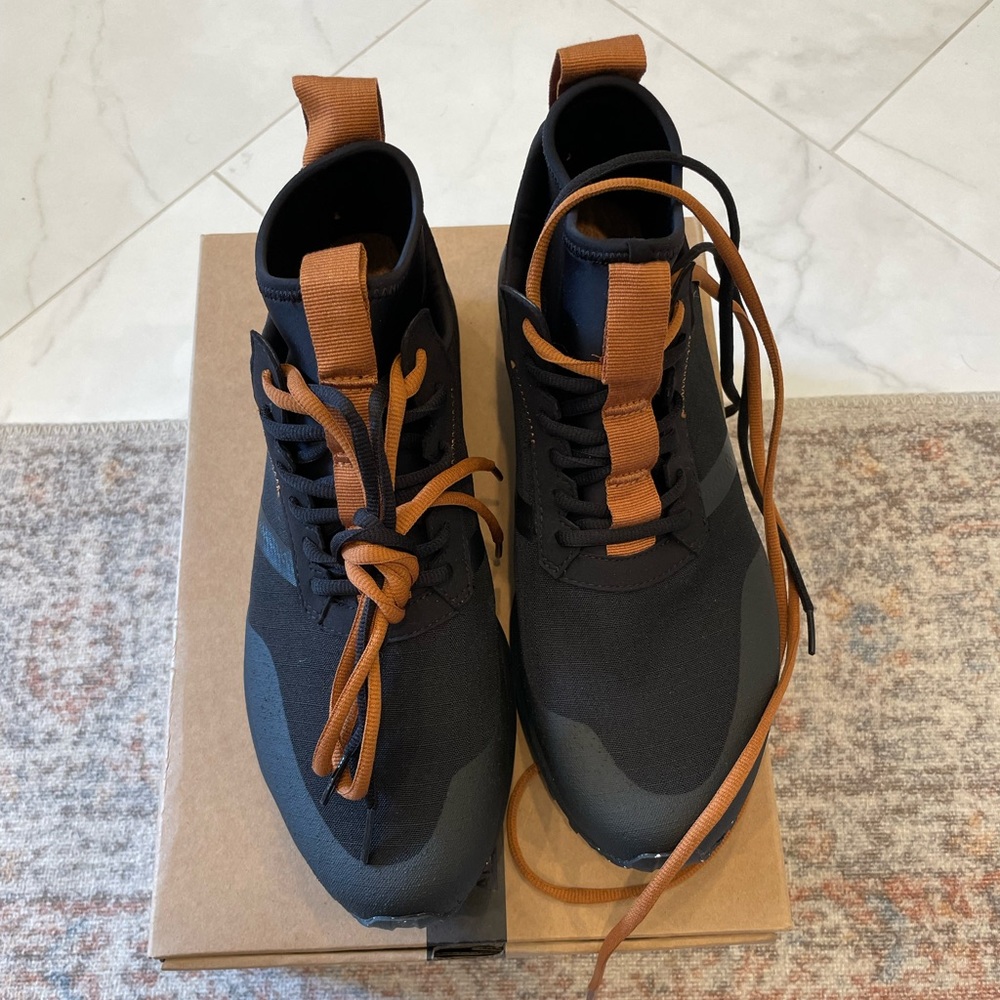 York Athletics Via All Terrain - Stylish Black and Brown Men's Shoes